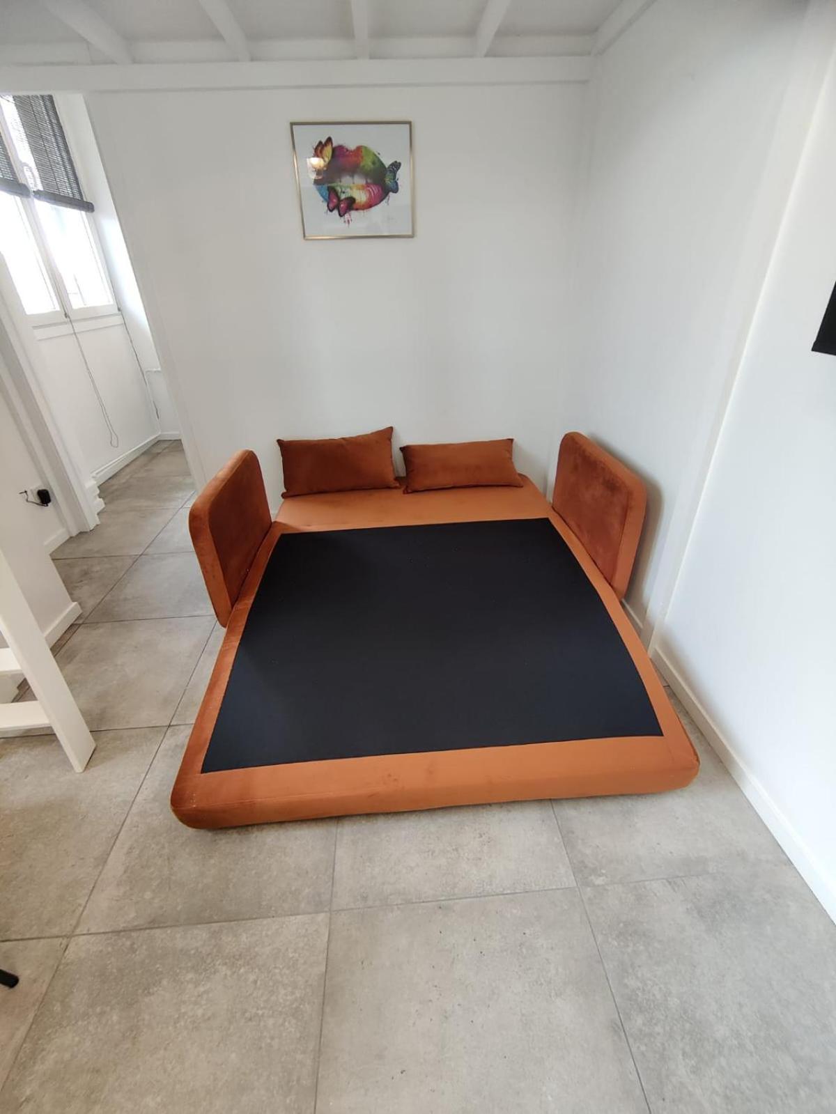 Loft Chic Avec Mezzanine Contemporaine Lägenhet Vénissieux Exteriör bild